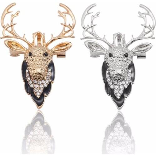 Classic Animal Christmas Brooches For Women White Rhinestone Christmas Moose Head Enamel Pins Brooches With Chain Xmas Jewelry