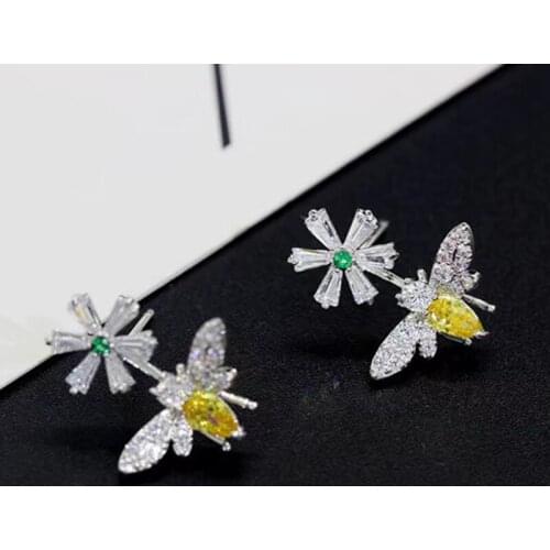 New Dainty Earrings Cute Fashion Flower Bee Drop Earrings For Women Wedding Engagement Unique Piercing Jewelry Birthday Gifts