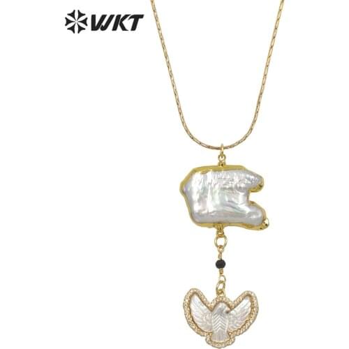WT-JN139 Amazing Gold electroplated micropave charming mother of pearl eagle animal pendant necklace for women
