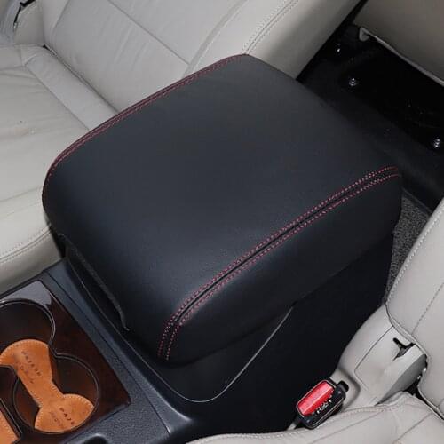 Carbon Fiber Car Anti-dirty Pad For Mitsubishi Pajero V97 V93 V87 V77 V73 PU leather Armrest Box Cover Protection Accessories