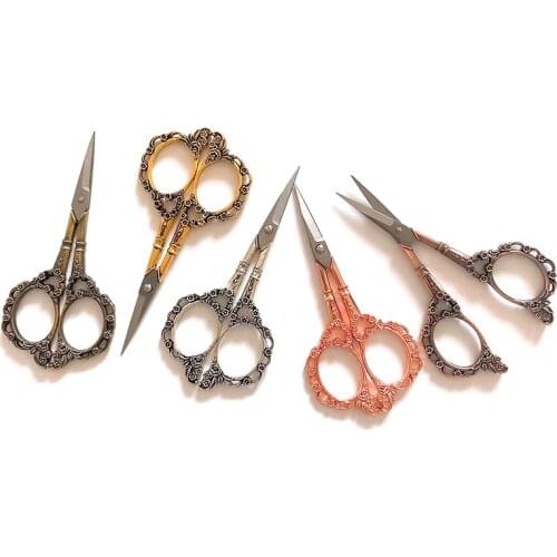 1Pcs 11cm Stainless Steel Craft Vintage Scissors Floral Sewing embroidery scissors Short Cutter Durable Tailor Scissors Fabric