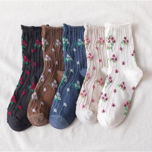 Yishine High Quality 10 Pairs Florals Lolita Style Flower Pattern Sweet Socks MIddle Tube Socks for Cute Girls Princess