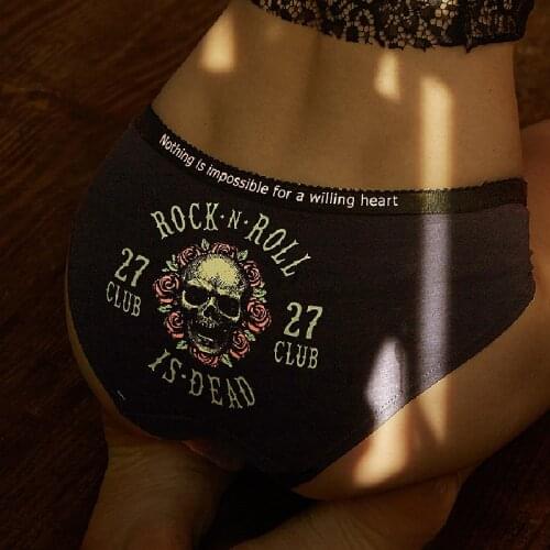 Fan·Sweet Punk Rock Roll Cool Skull Panties Sex Cotton Panties Women Lingerie Fashion Seamless Briefs Thong Cute Underwear