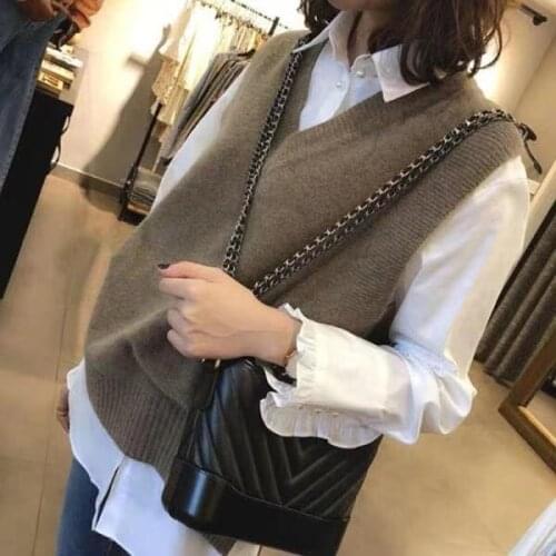 Women solid Sweater Vest Spring 2021 Autumn Female Loose Knitted Sleeveless Sweater Ladies V-Neck Pullover Tops Outerwear H1201