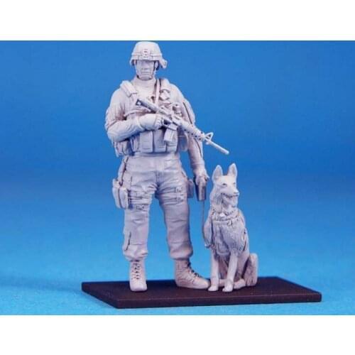 1/35 scale modern American and dog miniatures Resin Model Kit figure Free Shipping