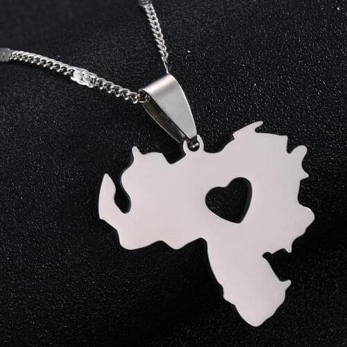 Stainless Steel Venezuela Map Pendant Necklace Trendy Venezuelan Map Heart Charm Jewelry