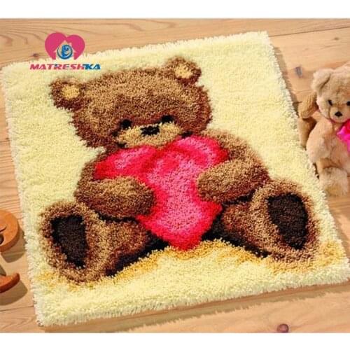 Latch hook rug kits cartoon Bear carpet embroidery do it yourself tapestry kits needlework button packagepoint rug diy rugs