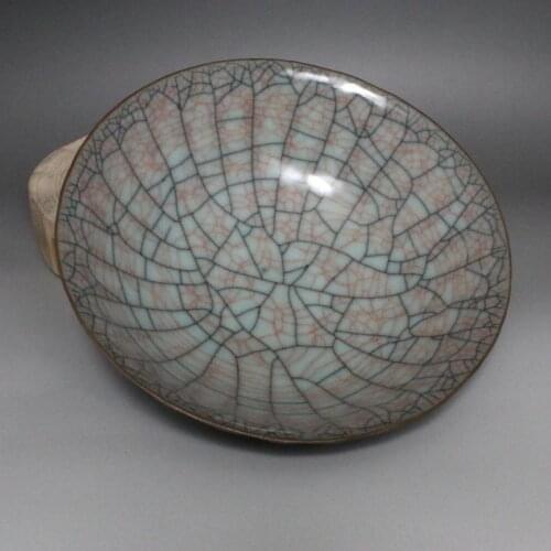 Rare Song Dynasty(960-1279) ge Kiln porcelain bowl ,Lotus petals, best collection & adornment, Free shipping