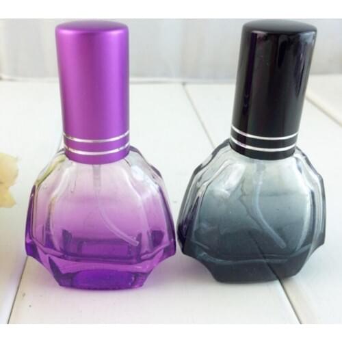 Wholesale 10ML Beautiful Cosmetic Sub-bottling Bottles Conical Flask Glass Little Perfume Bottles