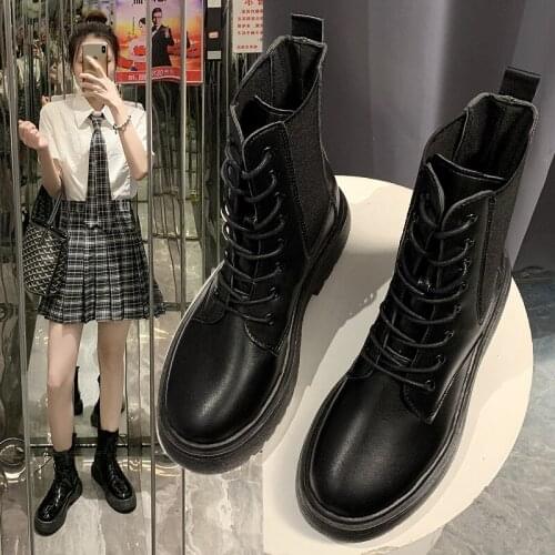 2021 Autumn and Winter New Ladies Black Martin Shoes Wild Lace-up Casual Womens Shoes Round Toe Leather Shoes High-top Shoes