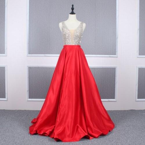 Inexpensive Red Prom Dresses 2020 V Neck Sleeveless Sparkly Sequins Top Lace up Back Evening Party Formal Dress