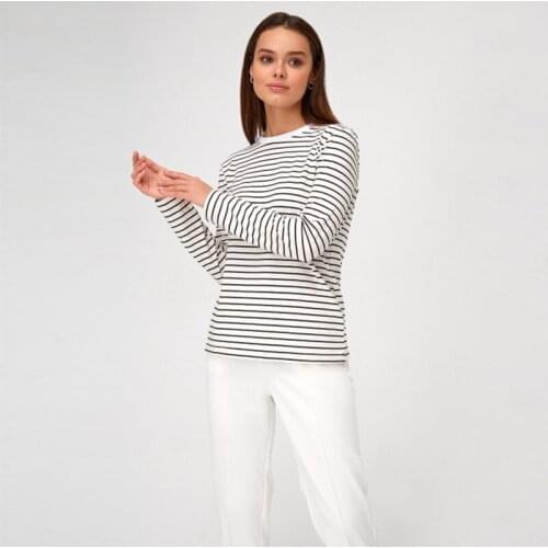 Women Cotton Striped T-shirt Casual O-neck Long Sleeve Straight Blouse High Street Vintage Soft All-match Streetwear Top Summer