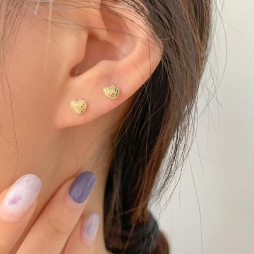 Plaid Heart Stud Earrings For Women Simple Cute Korean Fashion New Trend Punk Hot Sale Student Girlfriend Jewelry Gift BOYULIGE