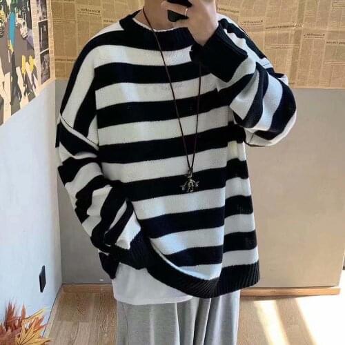 Men Striped Casual Knitted Sweater Mens Korean Collage Autumn Pullover Tops Male O-Neck Oversize Sweater Fashions