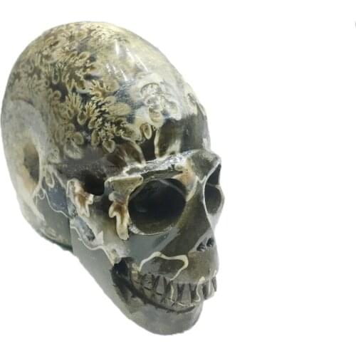 Handmade Natural Ammonite Fossil Skull Figurine Quartz Crystal Skull Madagascar Mineral Specimen Healing Crystal Home Decoration