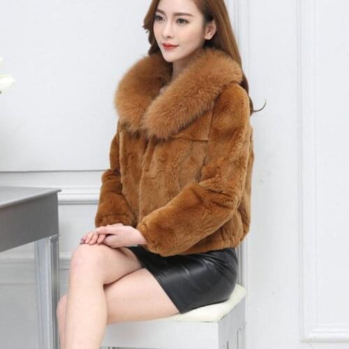 Yunyiwa Fur Coats With Collar