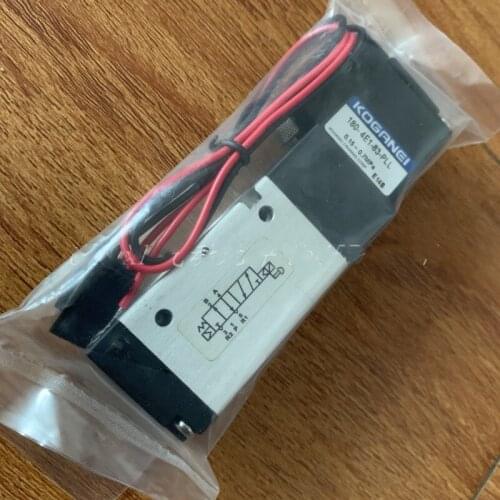 KOGANEI PNEUMATIC solenoid AIR valve 300-4LE1-SR-IN 300-4LE2-SR-IN DC24V 180-4E2-J62-PLL DC24V 300-4LE1-03-SR-12