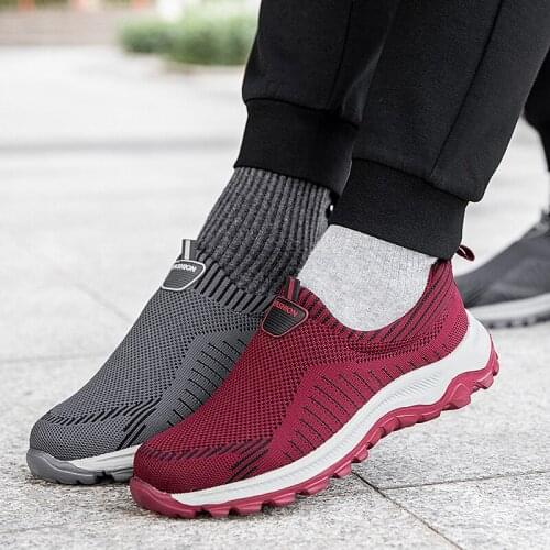 2020 Autumn Winter Elderly Walking Shoes Men Sports Casual Shoes Women Flat Platform Breathable Mesh Sneakers Lady Zapatos Mujer