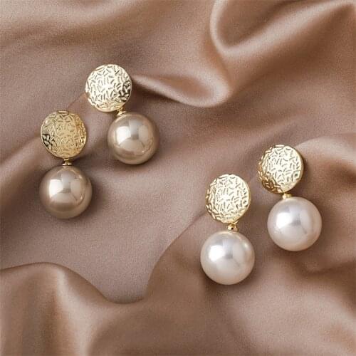 2021 Korean New Temperament Metal Champagne Pearl Earrings Fashion Simple Versatile Earrings Female Jewelry