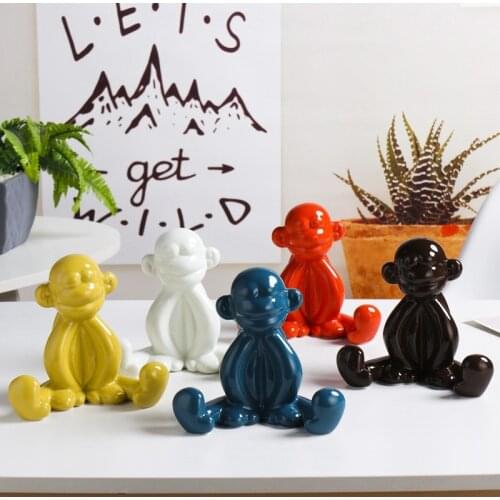 Ceramic solid Monkey Model Room Fashion Modern Nordic Minimalist Home Decoration Cute Balloon Monkey Decoration Soft Outfit