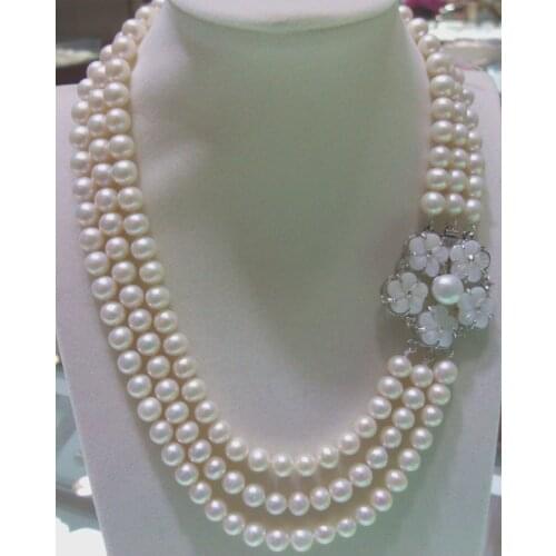 Wholesale high quality natural AA 9-10mm white freshwater pearl and nice flower shell clasp necklace
