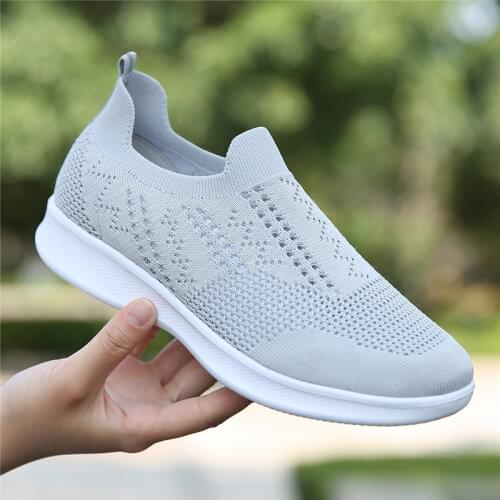 Women Vulcanized Shoes High Quality Women Sneakers Slip On Flats Shoes Women Loafers Walking Flats Feminino Zapatos Plus Size 44