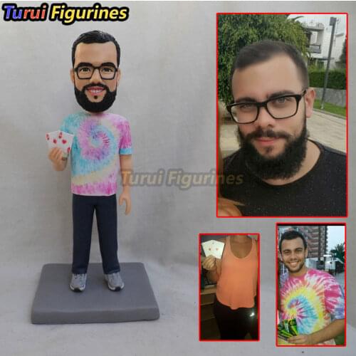 Card magician birthday party souvenirs miniature figurines mini doll statue sculpture miniature dog animal face sculpture gift