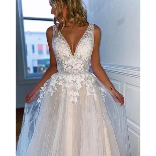 2020 New simple Wedding Dresses V-Neck Backless Appliques Cheap Wedding Bridal Gowns Elegant Bride Dresses vestido de noiva