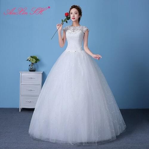 AXJFU white lace flower princess wedding dress vintage o neck beading little flower ball gown dubai red wedding dress
