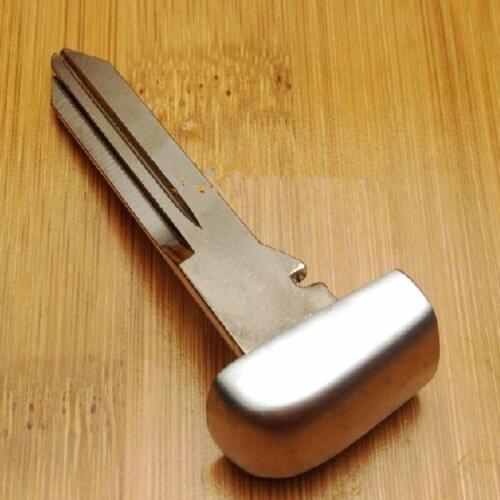 DAKATU Emergency Smart Spare key Blade for Chrysler 300C For Jeep Grand Cherokee Replacement Smart Insert key blade