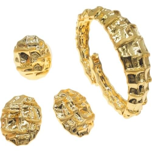 Round Texture Design Jewelry Set Copper Alloy Gold Plated Bracelet Ring Earring Set Lady Dating Party B0004