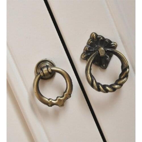 6pcs Vintage Retro Style Kitchen Cabinet Cupboard Dresser Door Drawer Ring Pull Handles Knobs - Size L (Antique Brass)