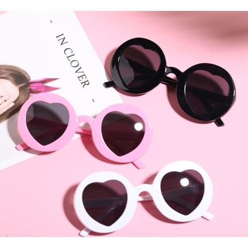2021 Kids Baby Round Sunglasses Summer UV400 Protection Beach Sunglasses with Tinted Heart Shaped Lens for Boys Girls