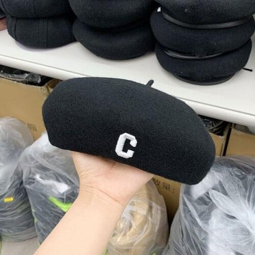 Unisex Letter Embroidery Wool Warm Beret Beanie Hat Autumn Winter Caps French Classic Solid Beret Women Painter Hat Black Hat