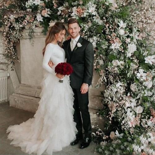 Sweety Tulle Long Sleeve Scoop-Neck Wedding Dresses Court Train A-Line Cover Button Bridal Dress Cascading Ruffles Wedding Gowns