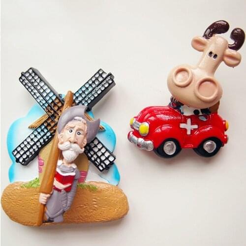 Creative cute cartoon Don Quixote shaking his head Mavericks car magnetic resin refrigerator magnet decoration