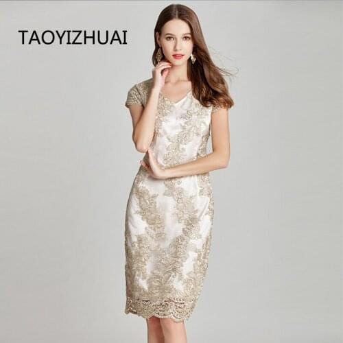 TAOYIZHUAI 2019 New Arrival Summer Style Plus Size Floral Pattern Hollow Out Off Shoulder V-neck Ladies Formal Women Dress 11608
