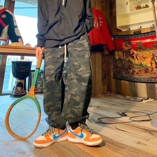 Mens Camouflage Overalls Trendy Straight Pants Streetwear Hip Hop Trousers Loose Casual Pants Green Color Joggers Sweatpants