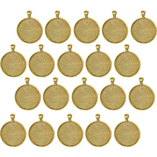 Segolike Pendant Chains