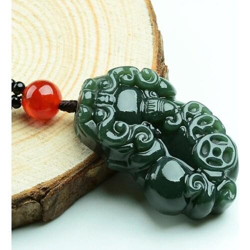 Certificate Natural Green Stone Pendant Carved PIXIU Lucky Amulet Pendant Necklace Gift for Mens Fashion Stone Jewelry