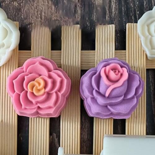 Hand-Pressure Moon Cake Mould Exquisite Blossom Mode Pattern Mid-Autumn Festival Hand-Pressure Moon Cake Mould Durable