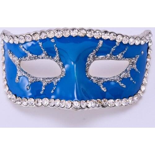 Hot sale Crystal Mask Brooch charm jewelry in China oiled crystal scarf clip brooch for women Halloween gifts drop shipping