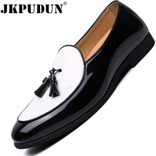 Tassel Leather Shoes Men Loafers Casual Slip on Men Dress Shoes Italian Wedding Formal Shoes Breathable Party Shoes Moccasins