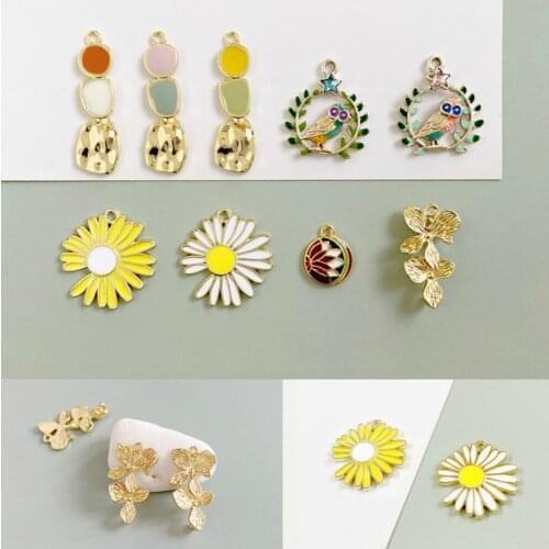 4 pcs Literature and Art sen xi Daisies Flowers Owl Pendant DIY Earring Material Handmade Jewelry Accessories Spring 2020