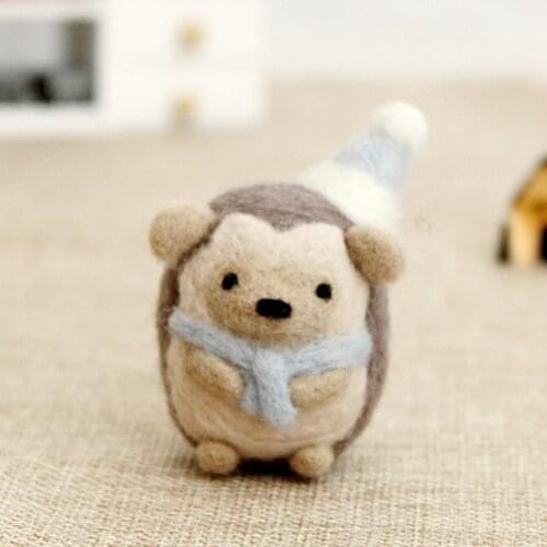 Non-Finished Hedgehog Toy Doll Felt Kit DIY Handmade Needle Hedgehog Wool Needle felted Kit For Beginner Kids Children Gift