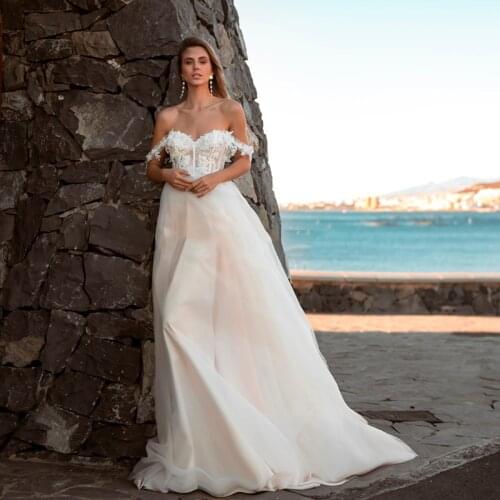 Beach Wedding Dresses 2020 Off the Shoulder A Line Lace Appliques Vestido De Noiva Bridal Gowns Boho Wedding Gowns