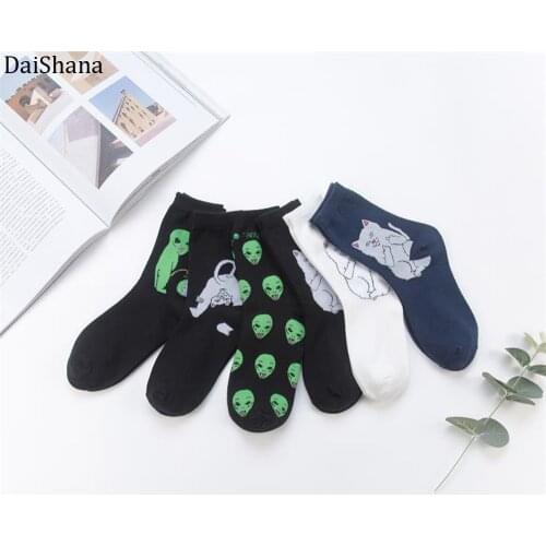 DaiShana Fashion Harajuku Unisex Cartoon Mahjong Cat Art Alien Planet Comfortable Halloween Party Creative Warm Cotton Socks