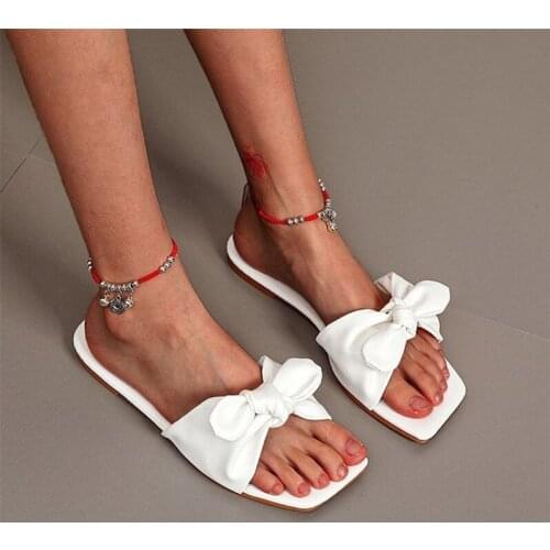 2021 New Fashion Summer Plus Size Korean Version of The Bow Fashion Square Head Flat Bottom One Word Outer Wear Sandals Women