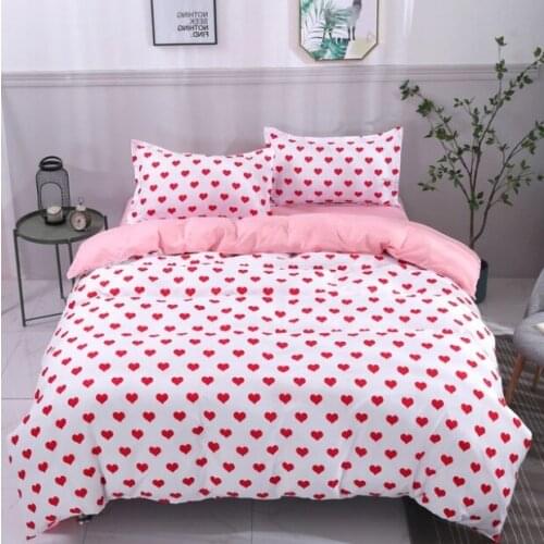 Western Style Bedding Sets Queen Size Rose Red Heart-shaped Printing Luxury Bed Cover Comfortable Soft Duvet Cover Set 5pcs