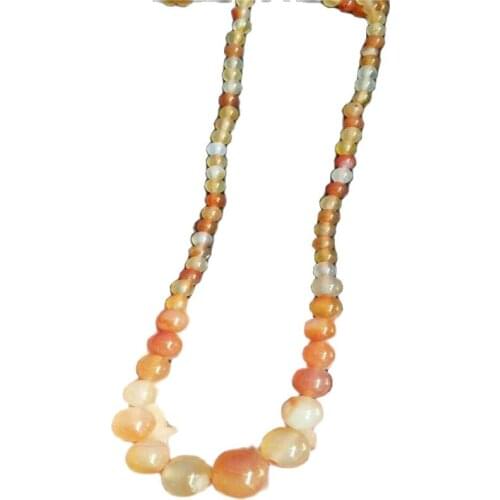 Chinese Natural Jade Pagoda Bead Bead Necklace A